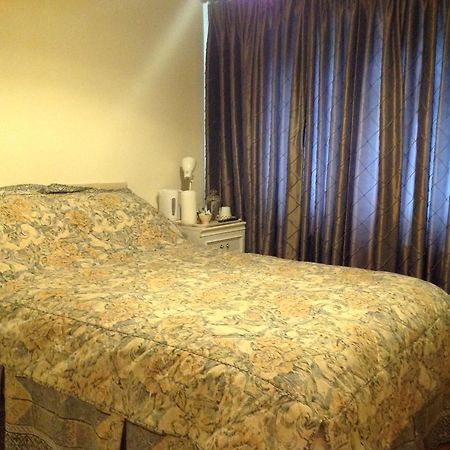 Shepperton Guesthouse المظهر الخارجي الصورة